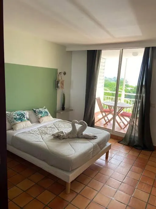 Apartment Studio Paisible Avec Piscine, Pas Loin De La Plage La Trinite Martinique