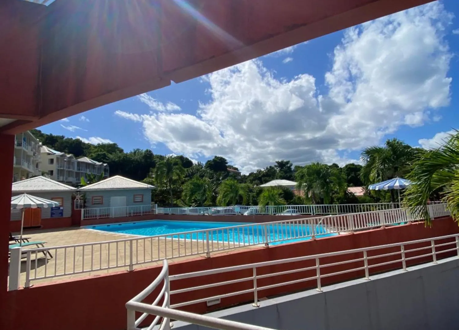 Studio Paisible Avec Piscine, Pas Loin De La Plage contacts